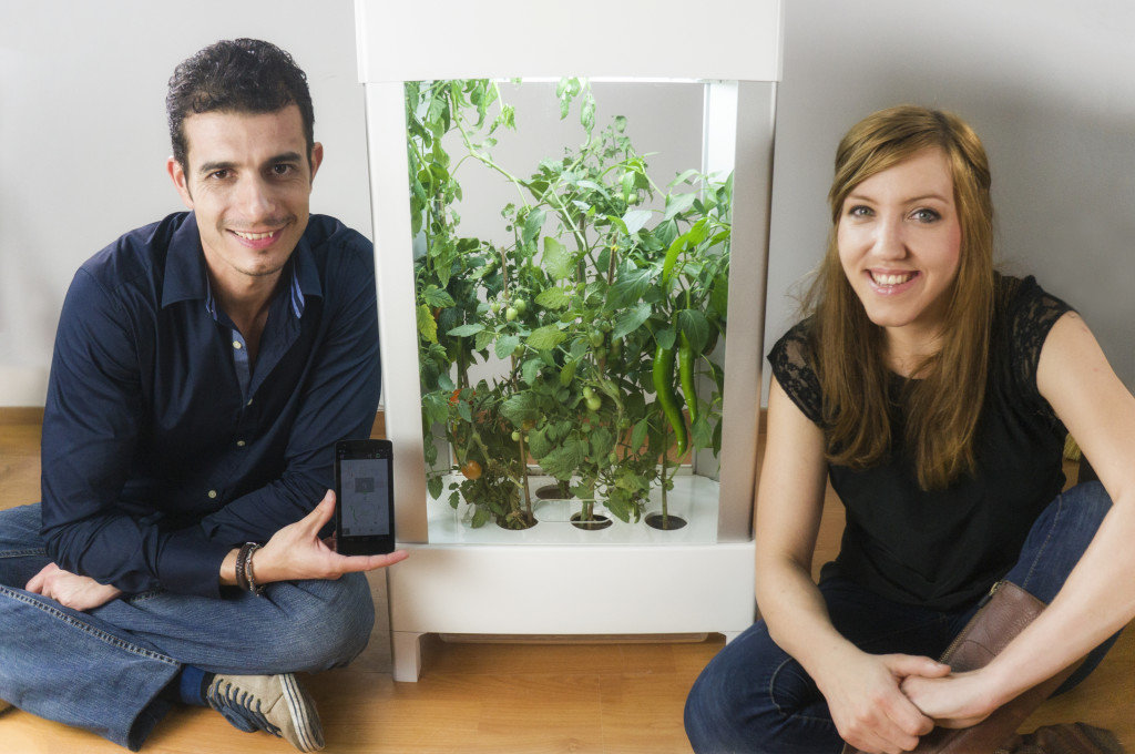 javier and aga niwa founders 1024x680 Niwa (Growot) Launches On Kickstarter